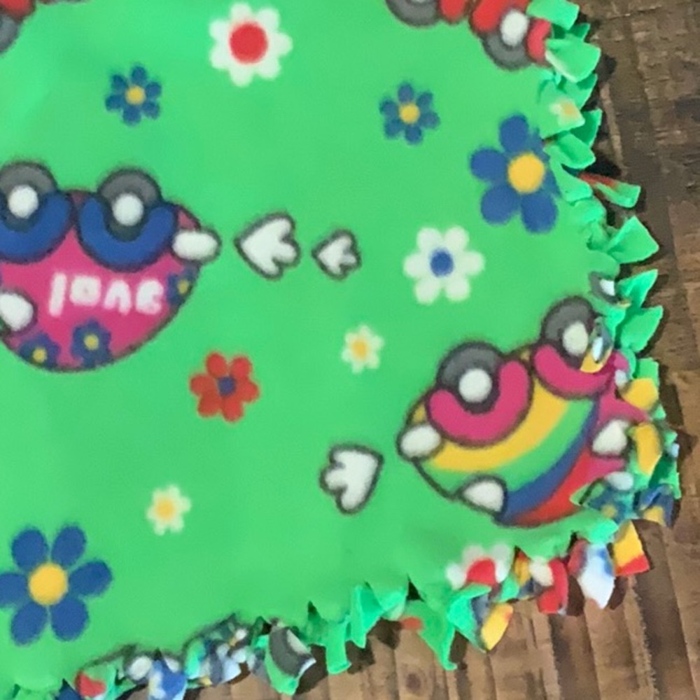 NWOT Fleece Tie Pet Blanket